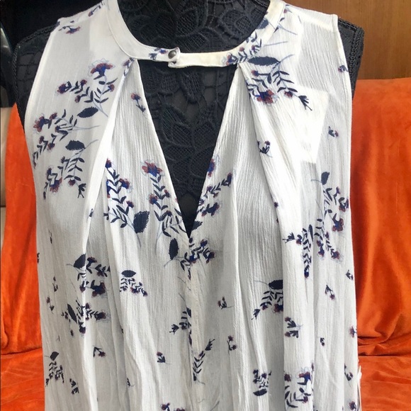 Free People top - Picture 1 of 6